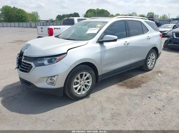 2GNAXJEV1J6250065 2018 CHEVROLET EQUINOX - Image 2