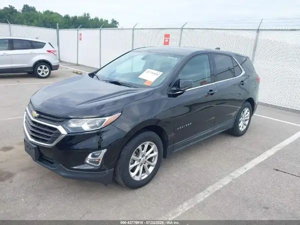 2GNAXJEV1J6251975 2018 CHEVROLET EQUINOX - Image 2