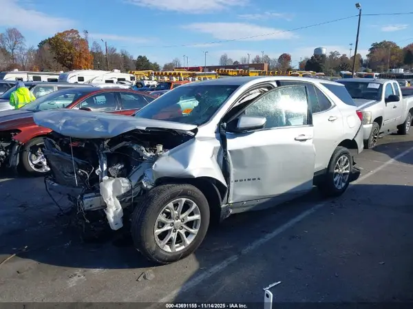 2GNAXJEV1J6308790 2018 CHEVROLET EQUINOX - Image 2