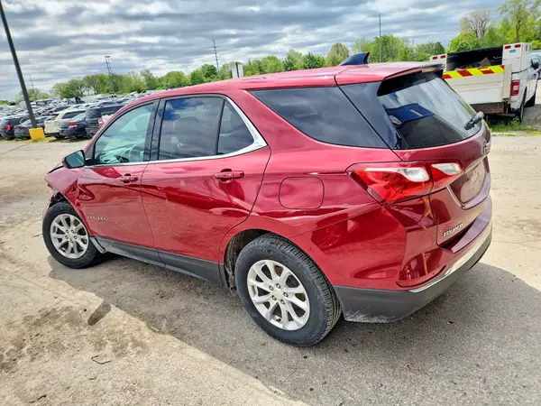 2GNAXJEV1J6329686 2018 CHEVROLET EQUINOX - Image 2
