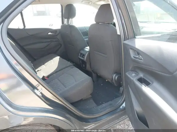 2GNAXJEV1J6333009 2018 CHEVROLET EQUINOX - Image 8