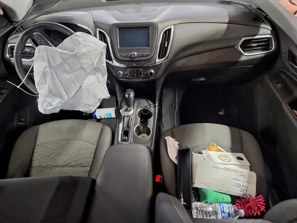 2GNAXJEV1J6338159 2018 CHEVROLET EQUINOX - Image 8