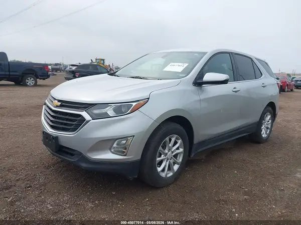 2GNAXJEV1J6339084 2018 CHEVROLET EQUINOX - Image 2