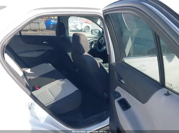 2GNAXJEV1J6352014 2018 CHEVROLET EQUINOX - Image 8