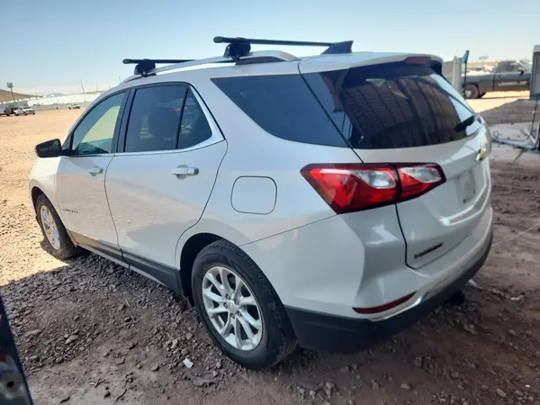 2GNAXJEV2J6126046 2018 CHEVROLET EQUINOX - Image 2
