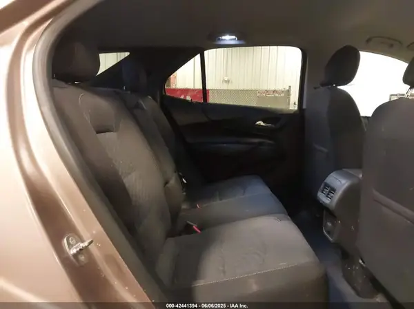 2GNAXJEV2J6175814 2018 CHEVROLET EQUINOX - Image 8