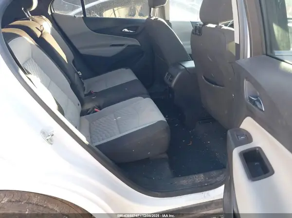 2GNAXJEV2J6189647 2018 CHEVROLET EQUINOX - Image 8