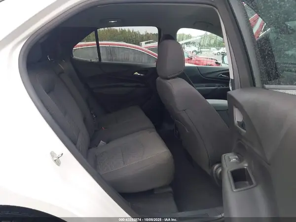 2GNAXJEV2J6196372 2018 CHEVROLET EQUINOX - Image 8