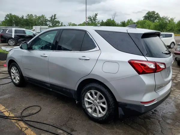 2GNAXJEV2J6331642 2018 CHEVROLET EQUINOX - Image 2