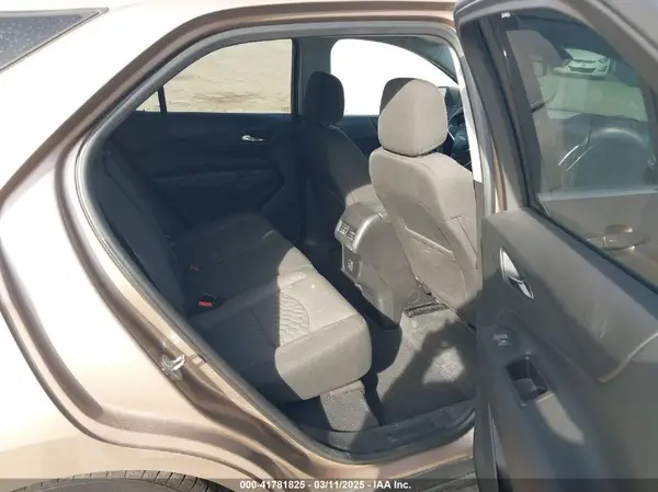 2GNAXJEV2K6248519 2019 CHEVROLET EQUINOX - Image 8