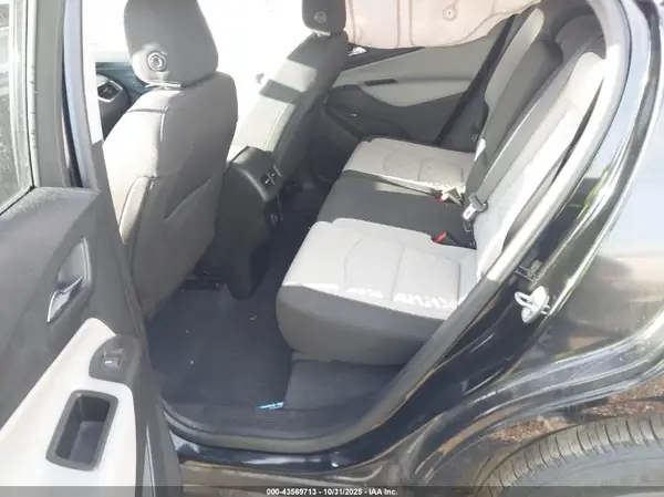 2GNAXJEV2K6264574 2019 CHEVROLET EQUINOX - Image 8