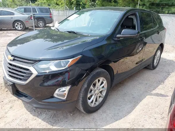2GNAXJEV2L6140242 2020 CHEVROLET EQUINOX - Image 2