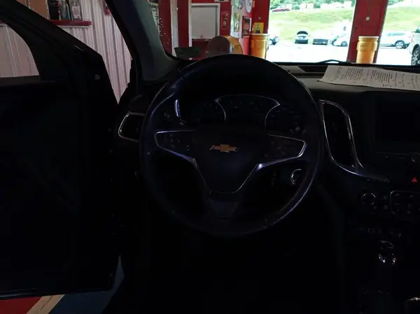 2GNAXJEV2L6156229 2020 CHEVROLET EQUINOX - Image 2