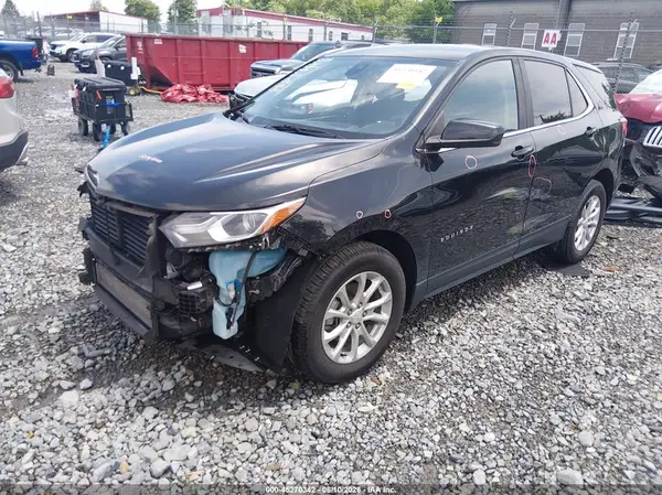 2GNAXJEV2M6111566 2021 CHEVROLET EQUINOX - Image 2