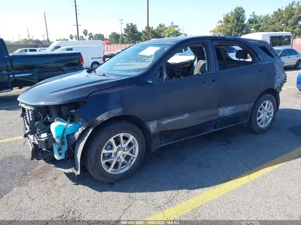 2GNAXJEV2N6123136 2022 CHEVROLET EQUINOX - Image 2