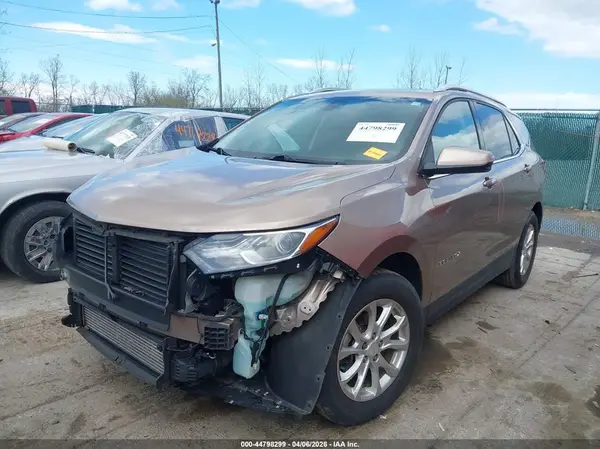 2GNAXJEV3J6152705 2018 CHEVROLET EQUINOX - Image 2