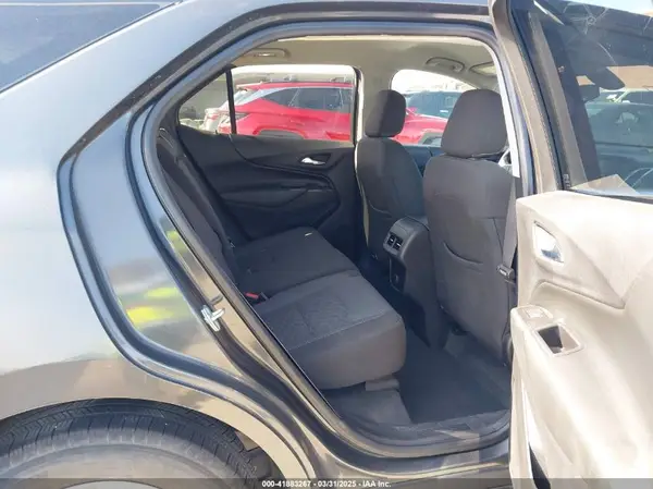 2GNAXJEV3J6167835 2018 CHEVROLET EQUINOX - Image 8
