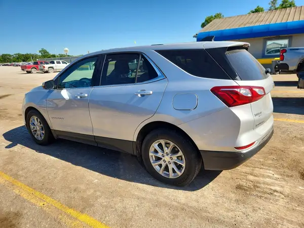 2GNAXJEV3J6169360 2018 CHEVROLET EQUINOX - Image 2