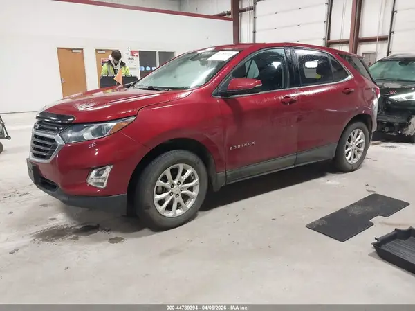 2GNAXJEV3J6182559 2018 CHEVROLET EQUINOX - Image 2