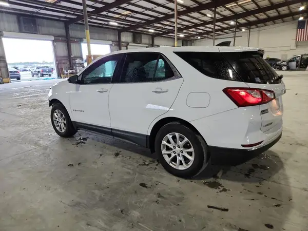 2GNAXJEV3J6204933 2018 CHEVROLET EQUINOX - Image 2