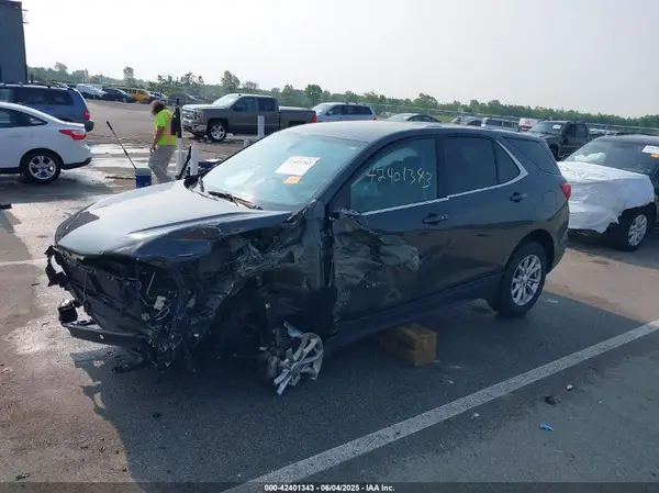 2GNAXJEV3J6225796 2018 CHEVROLET EQUINOX - Image 2