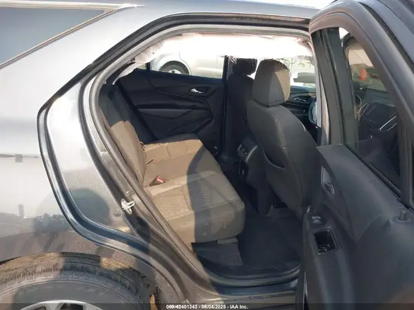 2GNAXJEV3J6225796 2018 CHEVROLET EQUINOX - Image 8