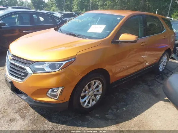 2GNAXJEV3J6228584 2018 CHEVROLET EQUINOX - Image 2