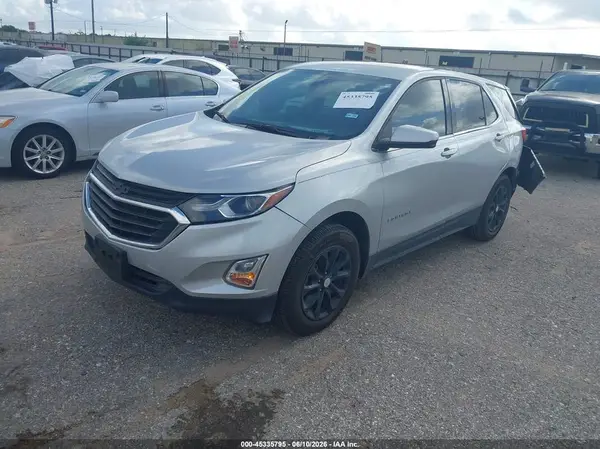 2GNAXJEV3J6240184 2018 CHEVROLET EQUINOX - Image 2
