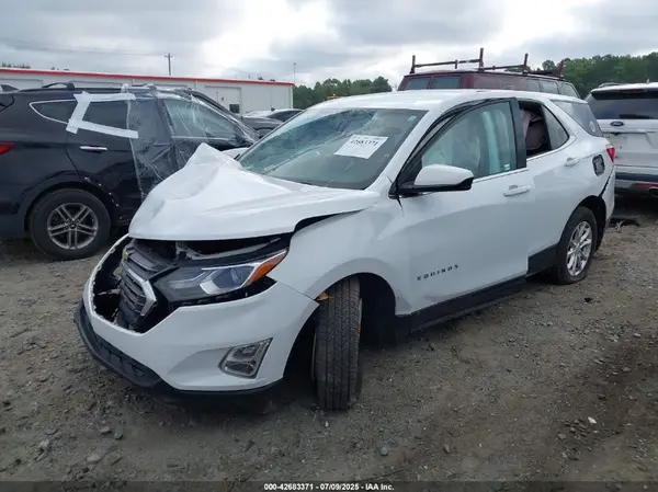 2GNAXJEV3J6241156 2018 CHEVROLET EQUINOX - Image 2