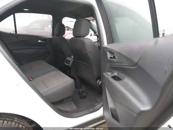 2GNAXJEV3J6243098 2018 CHEVROLET EQUINOX - Image 8