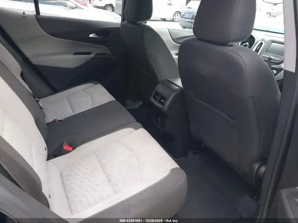 2GNAXJEV3J6244042 2018 CHEVROLET EQUINOX - Image 8