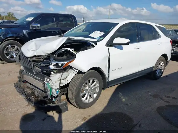 2GNAXJEV3J6246616 2018 CHEVROLET EQUINOX - Image 2