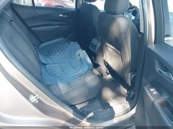 2GNAXJEV3J6247474 2018 CHEVROLET EQUINOX - Image 8