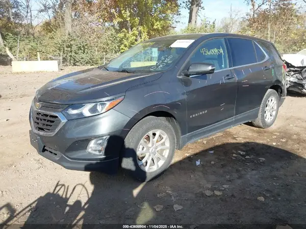 2GNAXJEV3J6250424 2018 CHEVROLET EQUINOX - Image 2