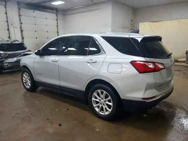 2GNAXJEV3J6274884 2018 CHEVROLET EQUINOX - Image 2