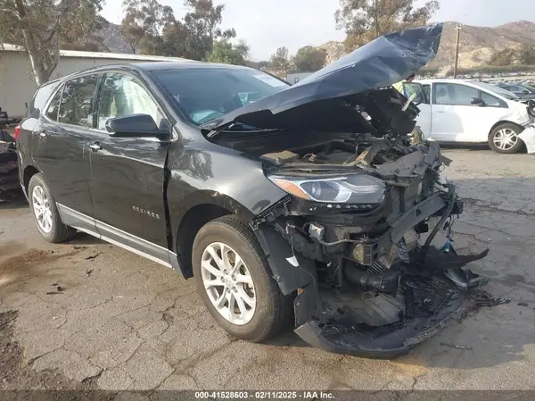 2GNAXJEV3J6282208 2018 CHEVROLET EQUINOX - Image 1