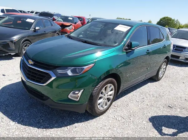 2GNAXJEV3J6284413 2018 CHEVROLET EQUINOX - Image 2