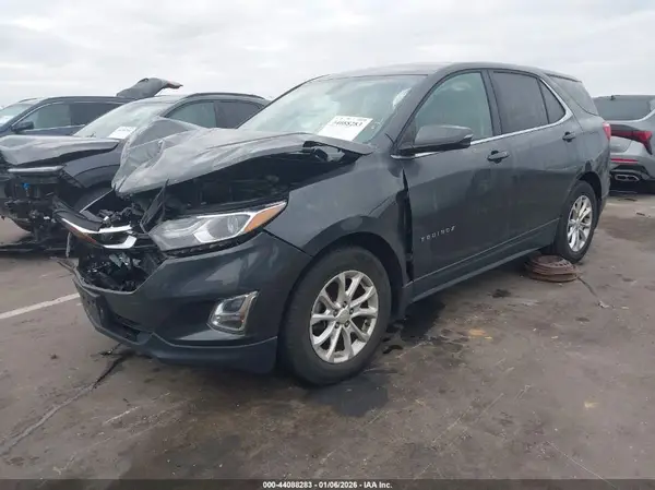 2GNAXJEV3J6301288 2018 CHEVROLET EQUINOX - Image 2