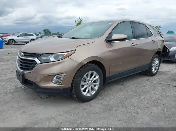 2GNAXJEV3J6303106 2018 CHEVROLET EQUINOX - Image 2