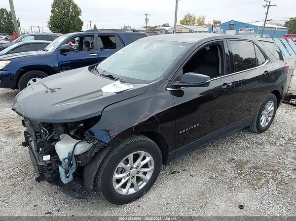 2GNAXJEV3J6307575 2018 CHEVROLET EQUINOX - Image 2
