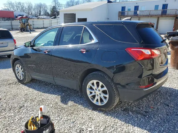 2GNAXJEV3J6328572 2018 CHEVROLET EQUINOX - Image 2