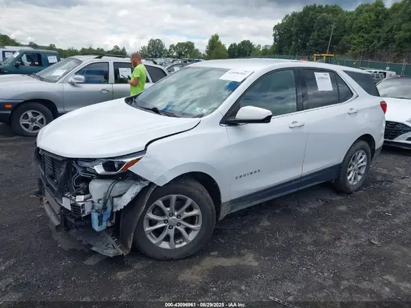 2GNAXJEV3J6334355 2018 CHEVROLET EQUINOX - Image 2