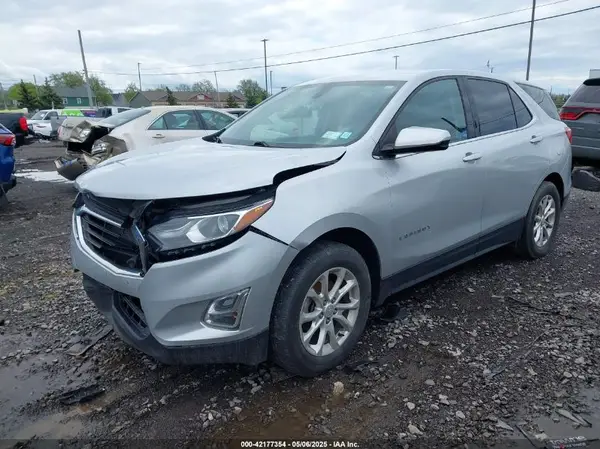 2GNAXJEV3J6339944 2018 CHEVROLET EQUINOX - Image 2