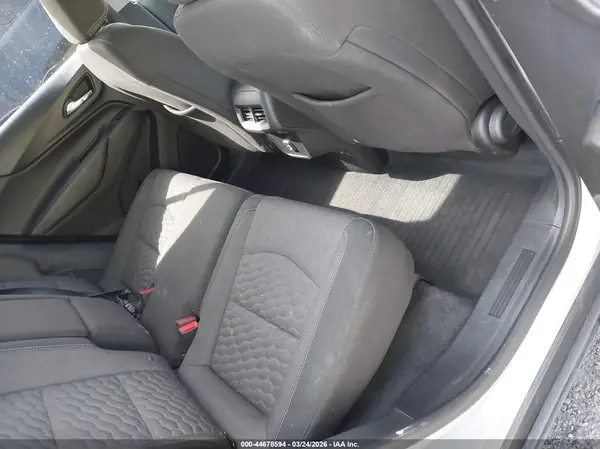 2GNAXJEV3K6231387 2019 CHEVROLET EQUINOX - Image 8