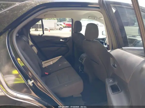 2GNAXJEV3K6237030 2019 CHEVROLET EQUINOX - Image 8