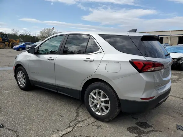2GNAXJEV3N6130077 2022 CHEVROLET EQUINOX - Image 2