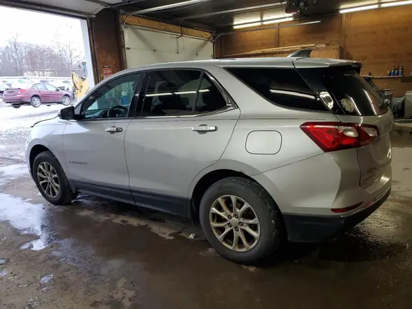 2GNAXJEV4J6115355 2018 CHEVROLET EQUINOX - Image 2