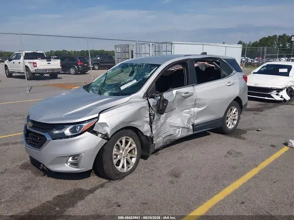 2GNAXJEV4J6116487 2018 CHEVROLET EQUINOX - Image 2