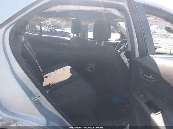 2GNAXJEV4J6116487 2018 CHEVROLET EQUINOX - Image 8