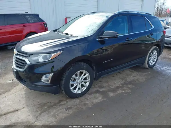 2GNAXJEV4J6123794 2018 CHEVROLET EQUINOX - Image 2